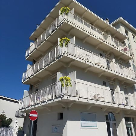 Residence Rimini Mare Bagian luar foto